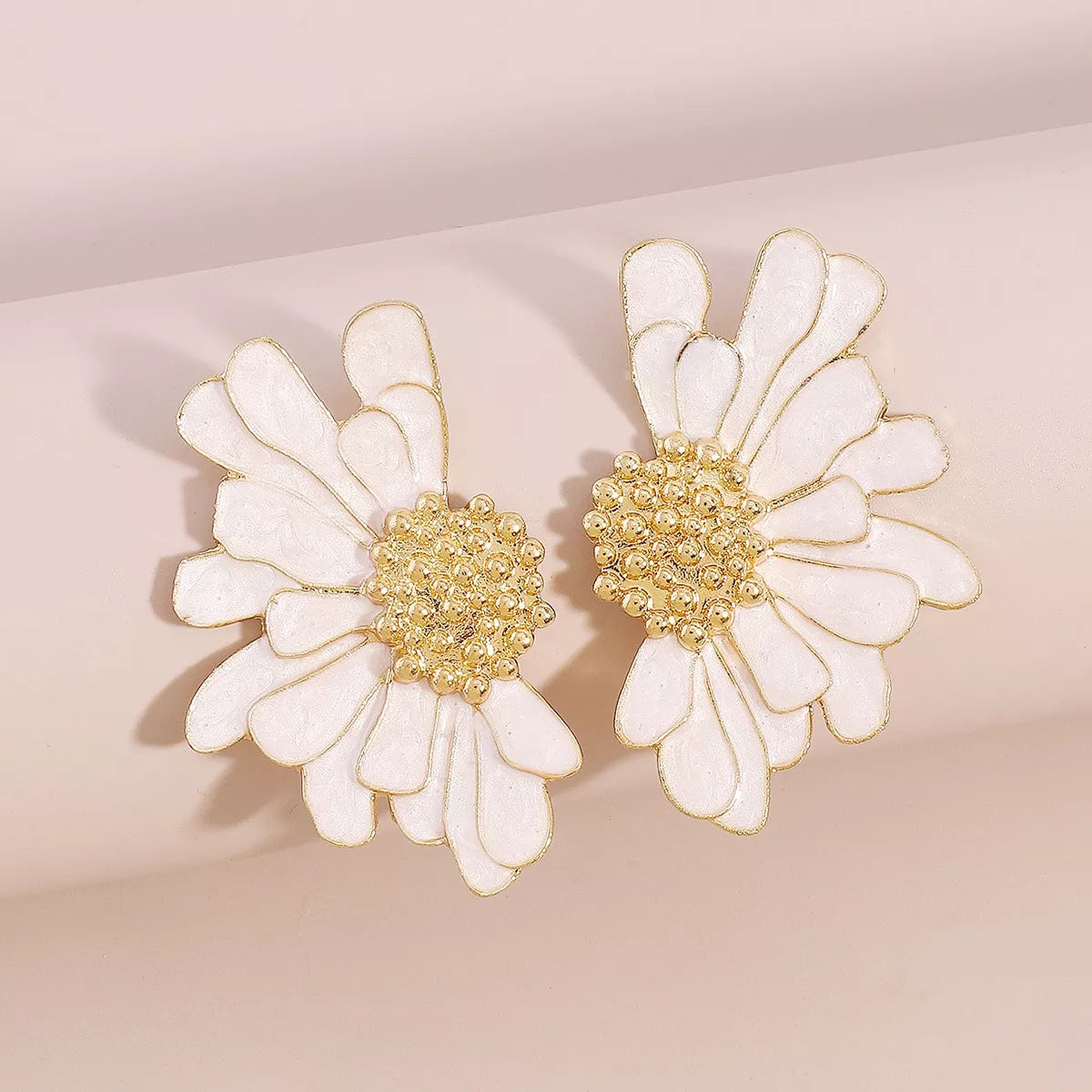 Enamel Flower Stud Earrings – White – main view – Varex HQ