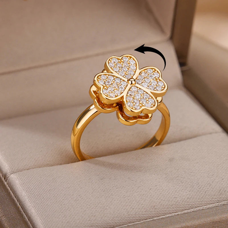 Spinning Clover Ring