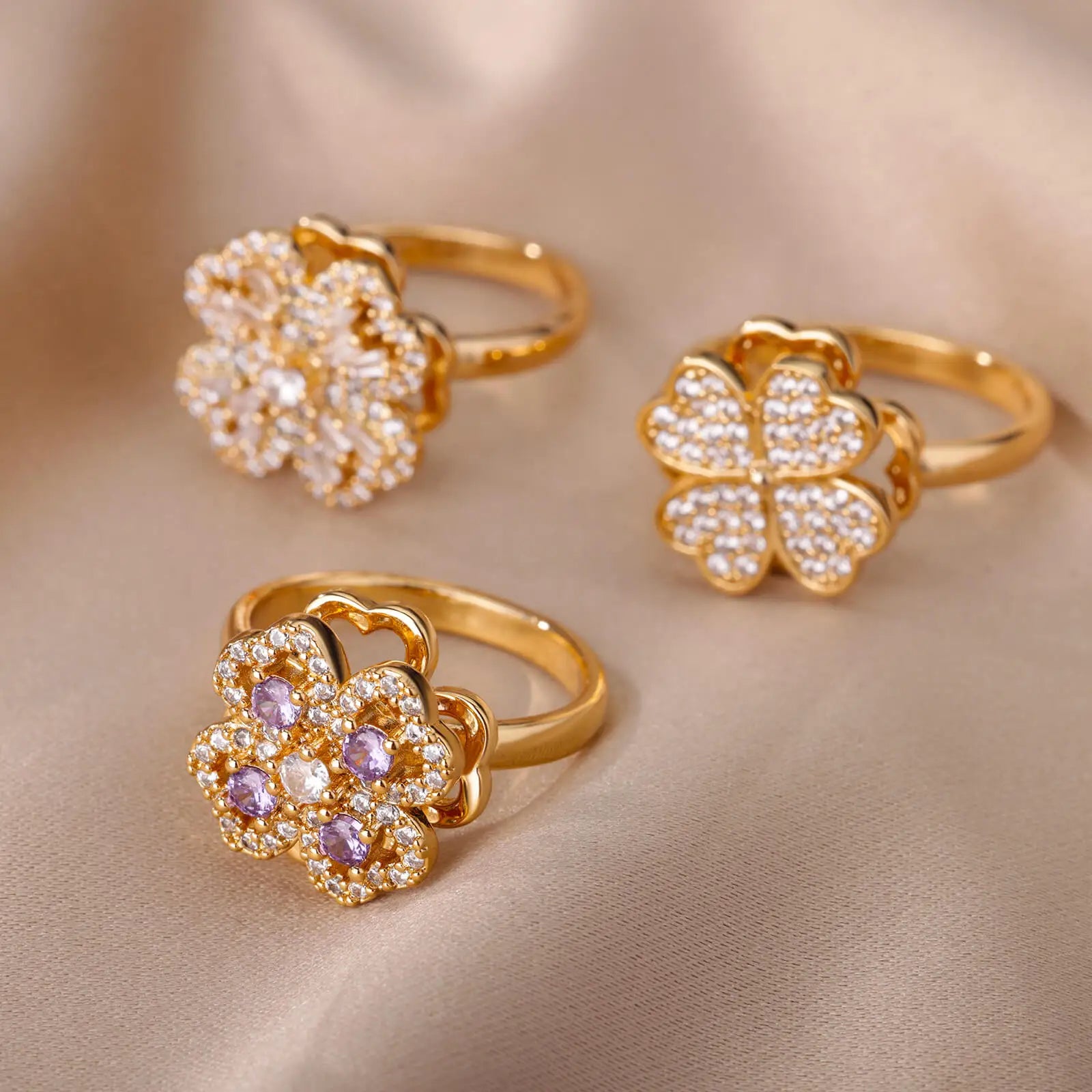 Spinning Clover Ring
