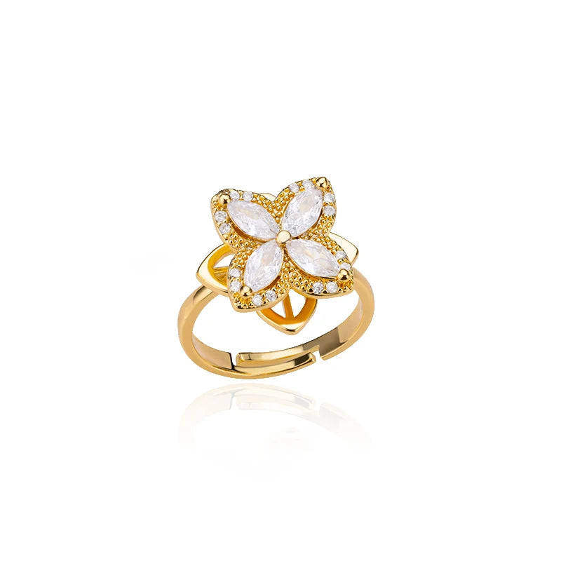 Spinning Clover Ring