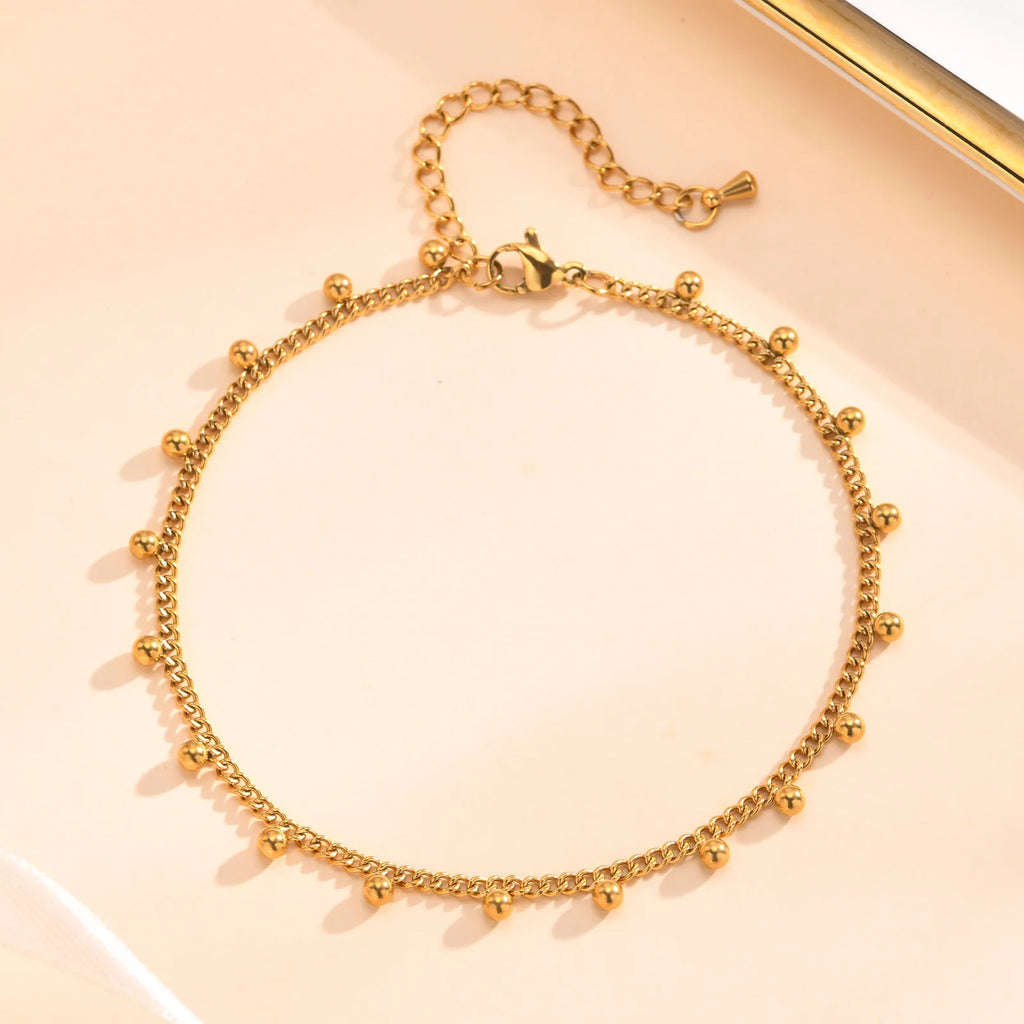 Beaded Cuban link anklet, close-up of beads and chain, Varex HQ