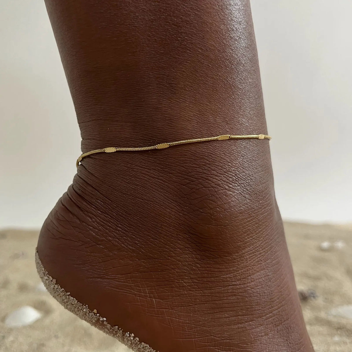 Beaded snake chain anklet, clasp closure detail, Varex HQ