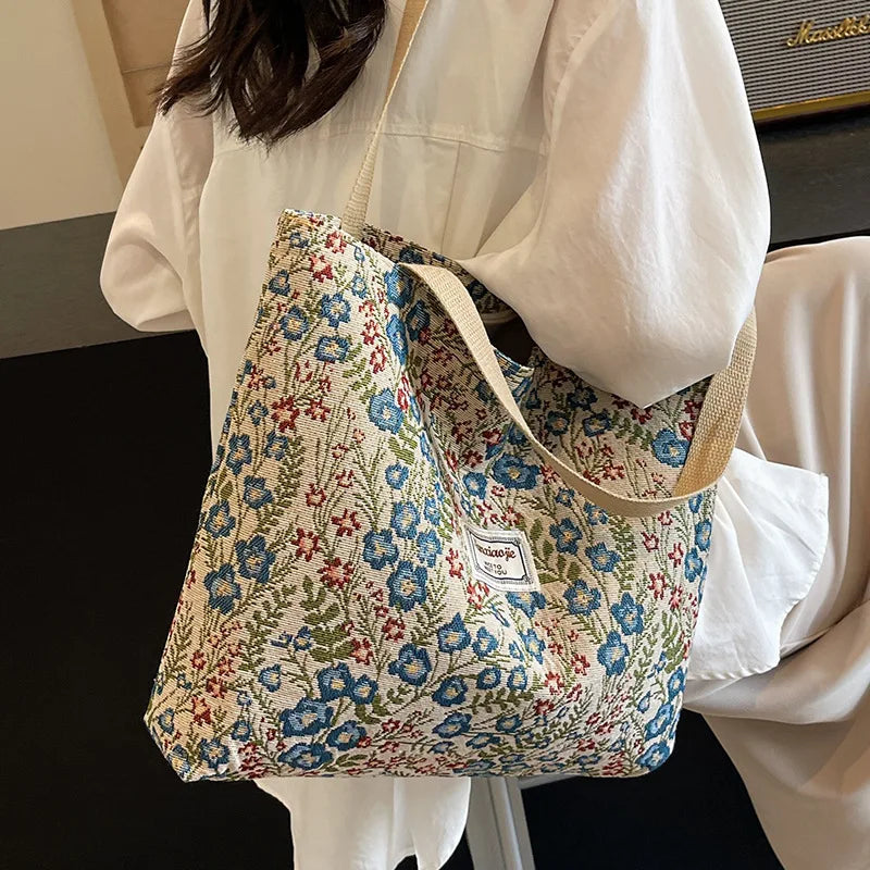 Corduroy bohemian tote bag - size and dimension detail