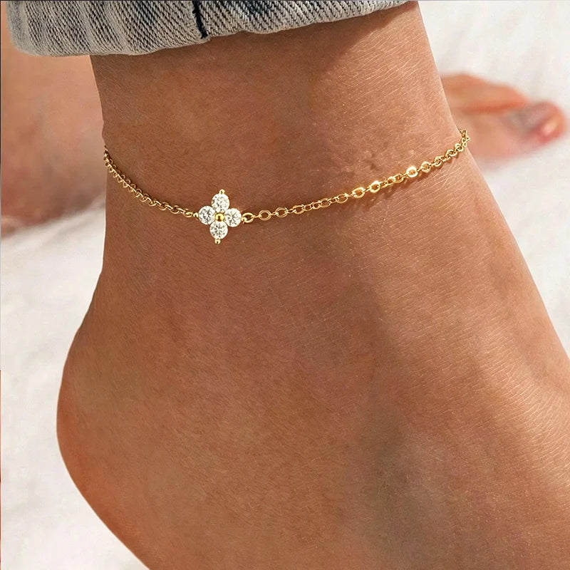 Flower charm anklet, styled lifestyle shot, Varex HQ