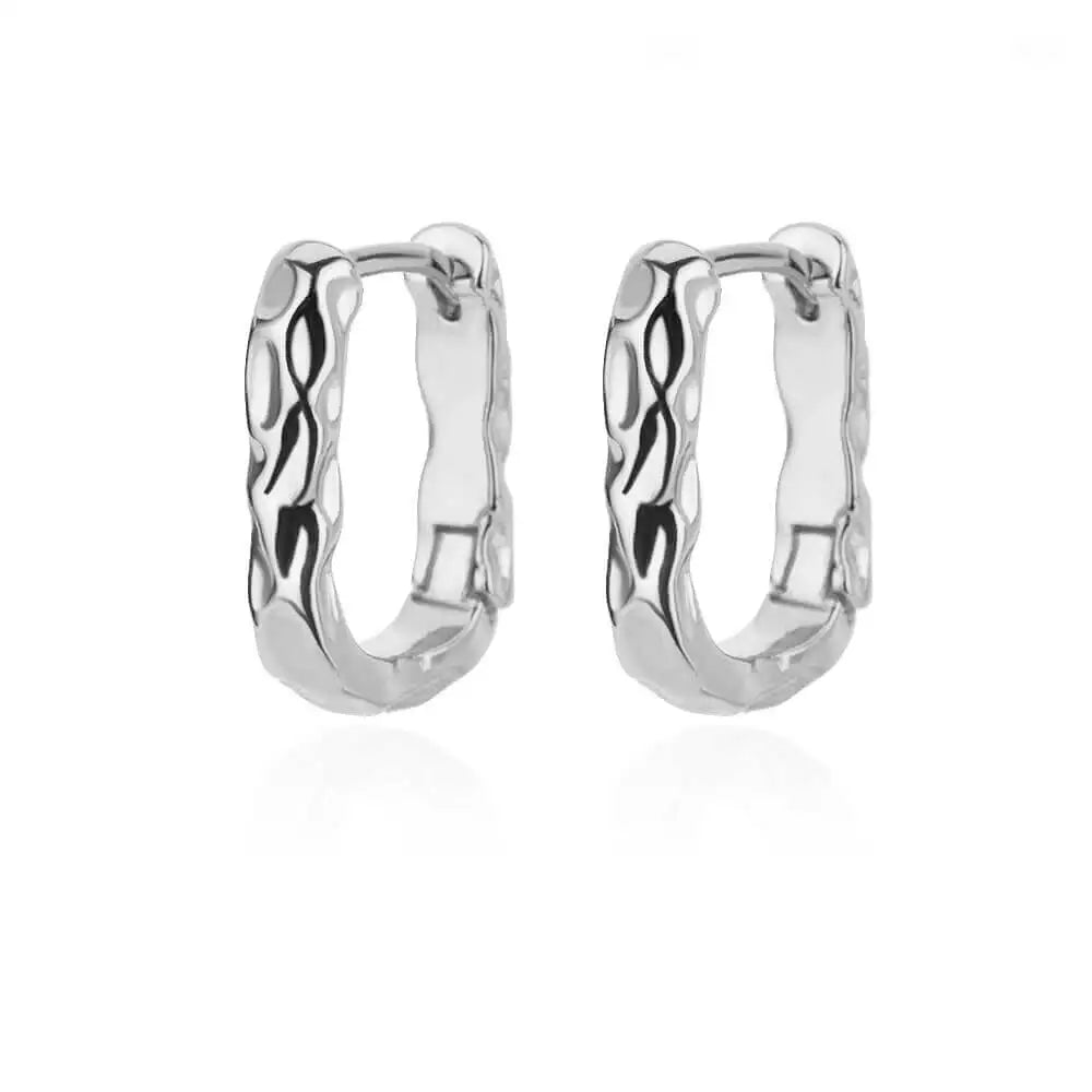 Heart hoop earrings in stainless steel, silver-tone hammered D-shape hoop style - Varex HQ