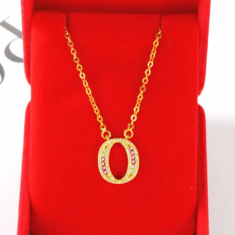 Personalized gold-plated initial pendant necklace with cubic zirconia - pendant close-up - Varex HQ