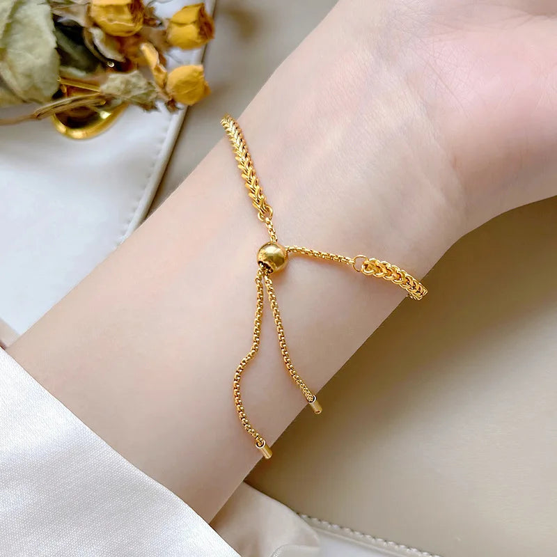 Adjustable pull-back bangle open-cuff design, side view - Varex HQ