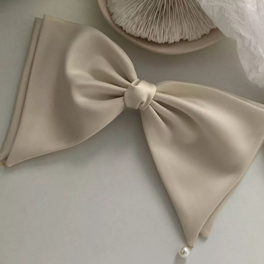 Satin Pearl Bow Hair Clip – Polyester, additional product photo – Varex HQ