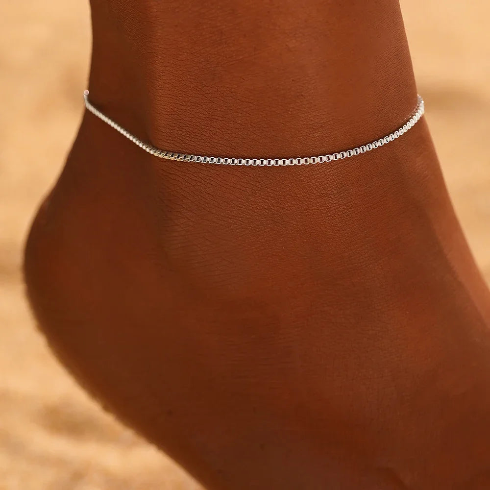 Snake chain anklet, close-up of snake-link chain, Varex HQ