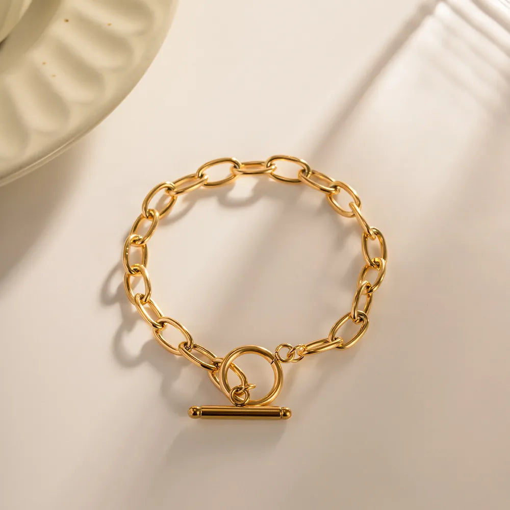 Toggle Chain Bracelet – 18K Gold-Plated Stainless Steel – view 4 – Varex HQ