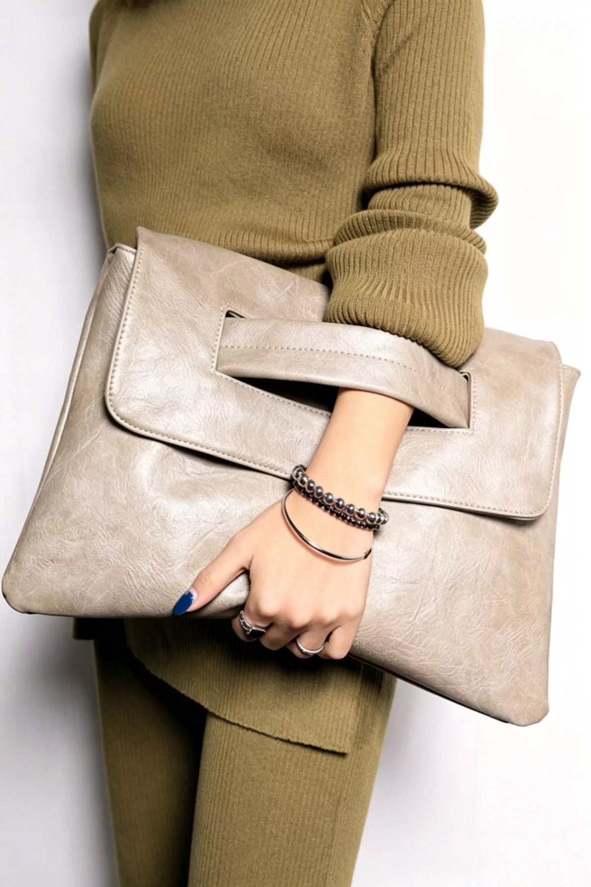 Vintage Envelope Clutch - Faux Leather - view 5 - Varex HQ