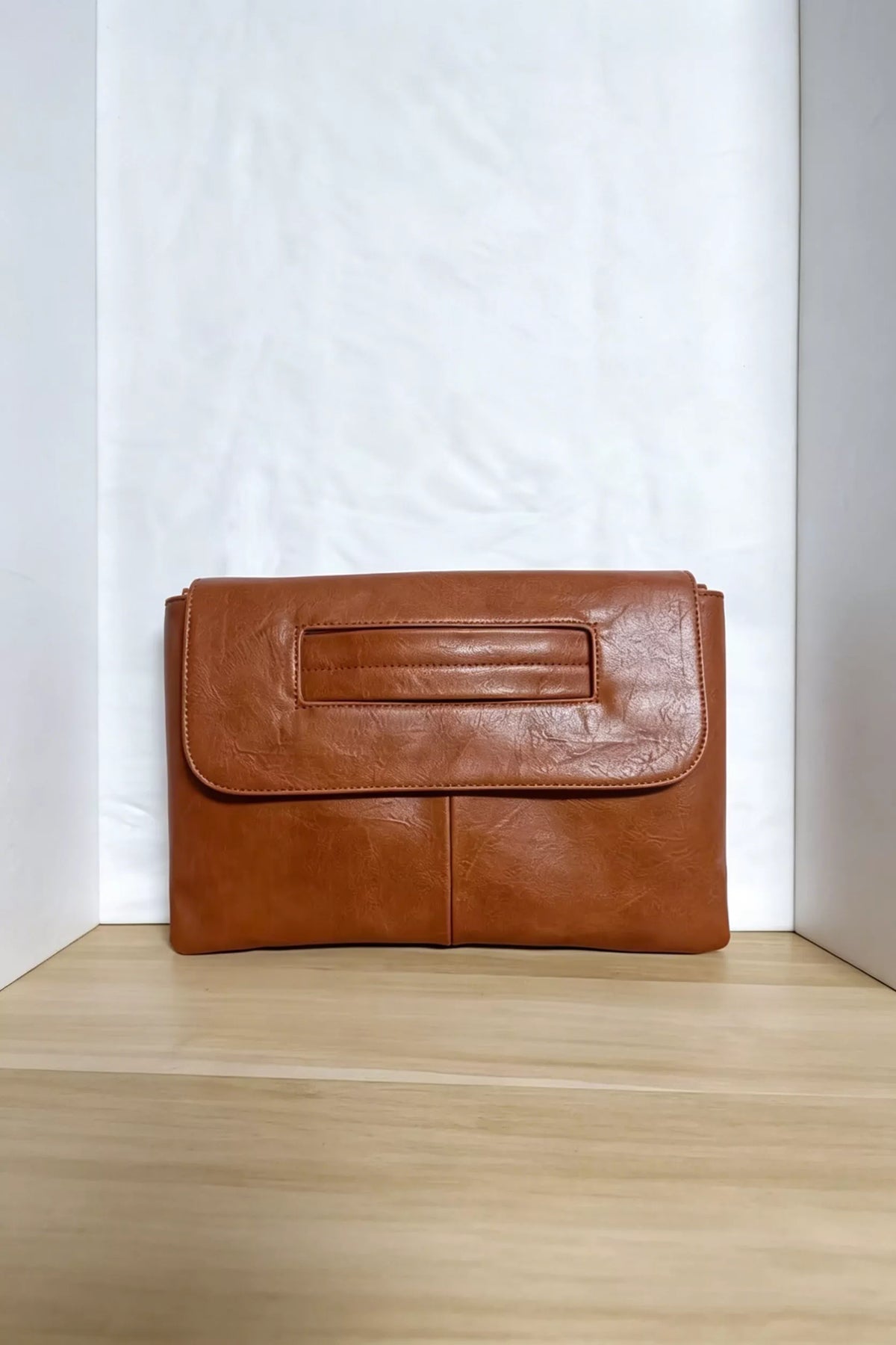 Vintage Envelope Clutch - Faux Leather - view 9 - Varex HQ